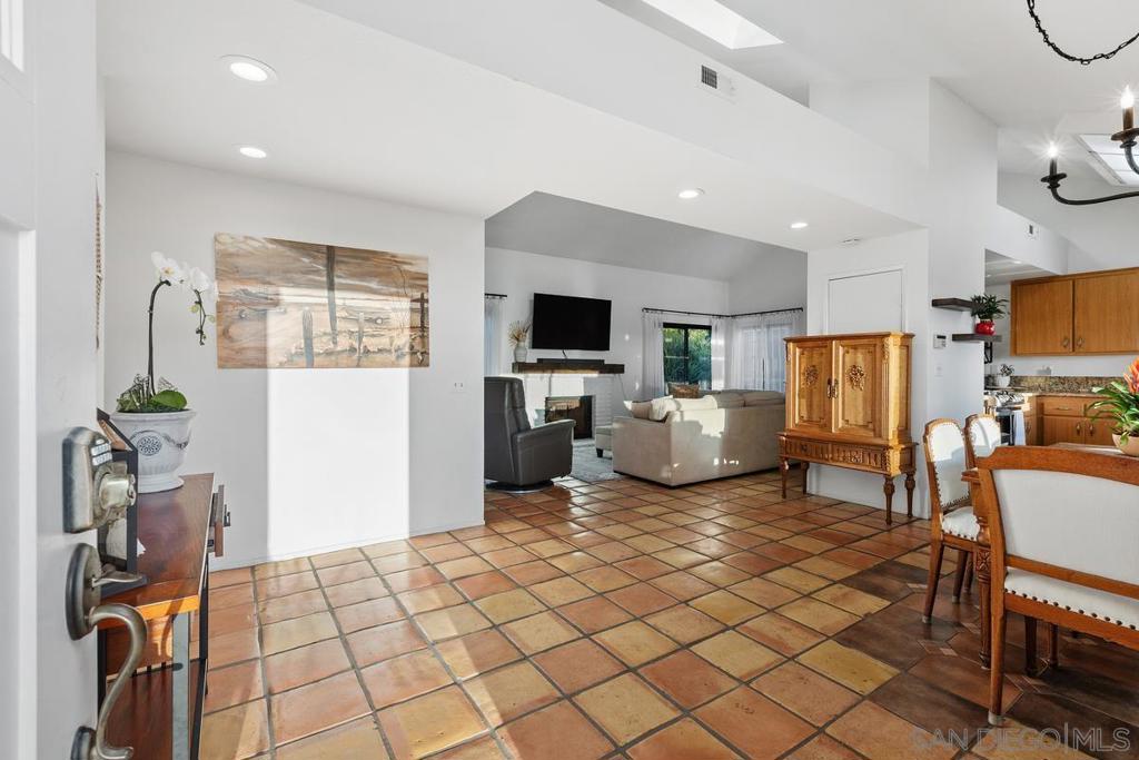 1830 Lucerne Circle - photo 7