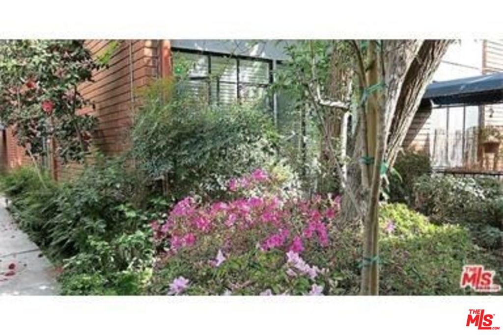 1211 Horn Avenue #104