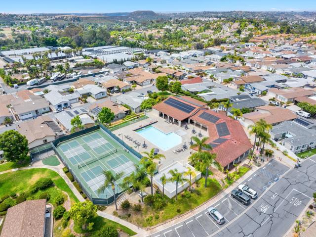 Detail Gallery Image 44 of 58 For 631 via Costa Rica, Vista,  CA 92081 - 2 Beds | 2 Baths