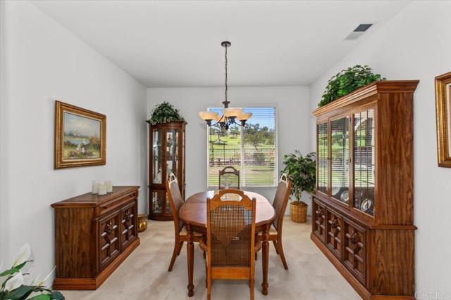 Detail Gallery Image 14 of 44 For 529 Peach Way, San Marcos,  CA 92069 - 3 Beds | 2/1 Baths