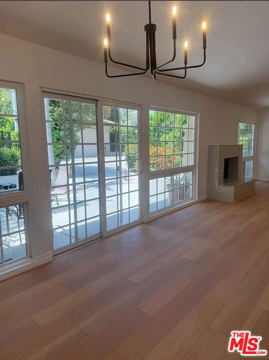 24316 Burbank Blvd photo 8