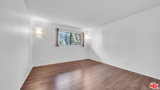 1800 Colby Avenue, Los Angeles CA: https://media.crmls.org/mediaz/dac19971-5a38-421f-917d-500f694fbad8.jpg