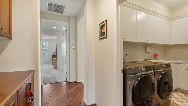 2225 David Place, Carlsbad CA: https://media.crmls.org/mediaz/dac1dcd2-b612-4a5e-beee-b1dc4872c2b4.jpg