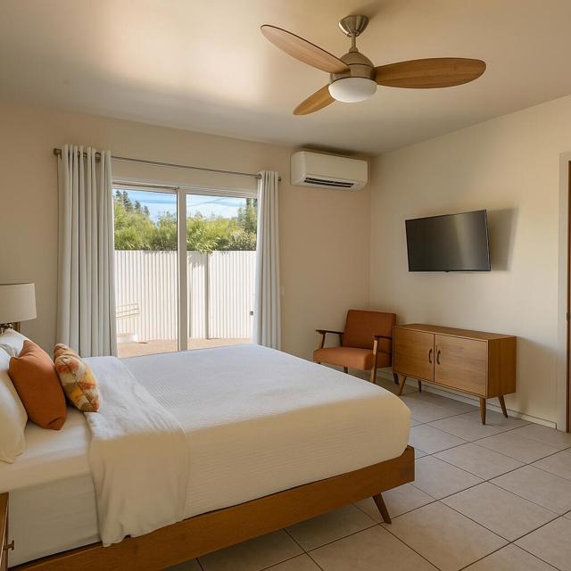 610 S Camino Real, Palm Springs CA: https://media.crmls.org/mediaz/dac28788-2ba1-4300-808c-c44ffd94f034.jpg
