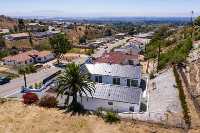 953 Colina Vista, Ventura CA: https://media.crmls.org/mediaz/dac2ec44-74c1-451a-9012-641c0f287fe6.jpg