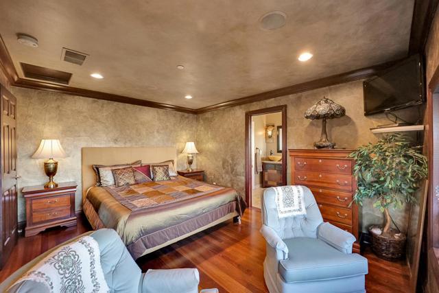 8451 Goldenrod Circle, Gilroy CA: https://media.crmls.org/mediaz/dac4196e-09bc-4dca-a968-aa07c9233451.jpg