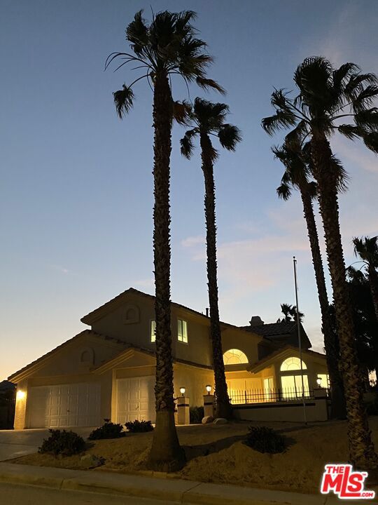 4833 Astuto Drive, Palmdale CA: https://media.crmls.org/mediaz/dac576b3-b16e-4a89-a8f0-9d0465b83a80.jpg
