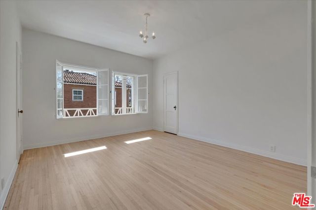 156 North Swall Drive photo 16