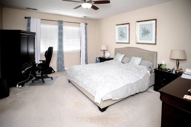 2628 Acapulco Way, Modesto CA: https://media.crmls.org/mediaz/dac66ab8-8199-4a72-88e3-fd670f3c8ce0.jpg