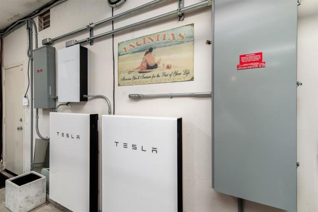 Detail Gallery Image 43 of 66 For 2955 Avendia Valera, Carlsbad,  CA 92009 - 5 Beds | 3 Baths