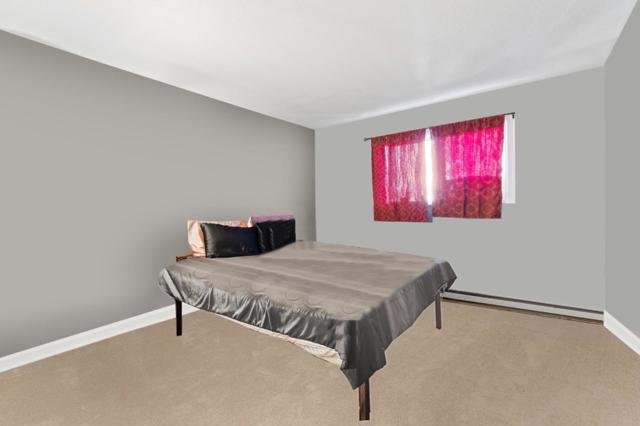 306 Beech Street, Redwood City CA: https://media.crmls.org/mediaz/dac83478-533d-4cf9-92c4-5616ddb7d2d9.jpg