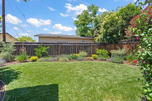 7631 Church Street, Gilroy CA: https://media.crmls.org/mediaz/dac9d9e6-53d2-467d-8084-24f4fd75e9ad.jpg