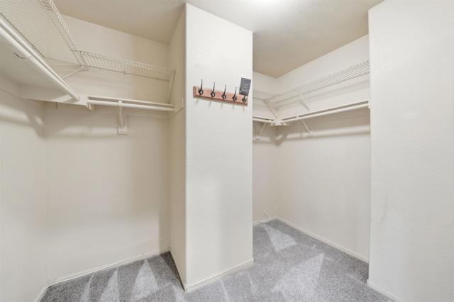 1029 Vista Oak Place, Chula Vista CA: https://media.crmls.org/mediaz/daca52f2-cf62-4523-8210-b1de9ca1e78f.jpg