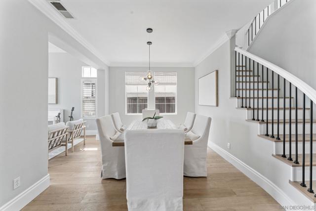 2169 Corte San Simeon, Chula Vista CA: https://media.crmls.org/mediaz/dacbab4d-bcdf-4695-8f61-c69824d96016.jpg