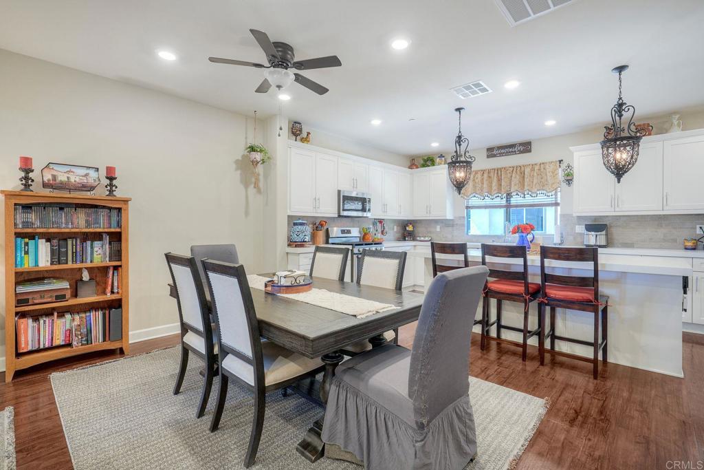 1576 Castillo Way - photo 11