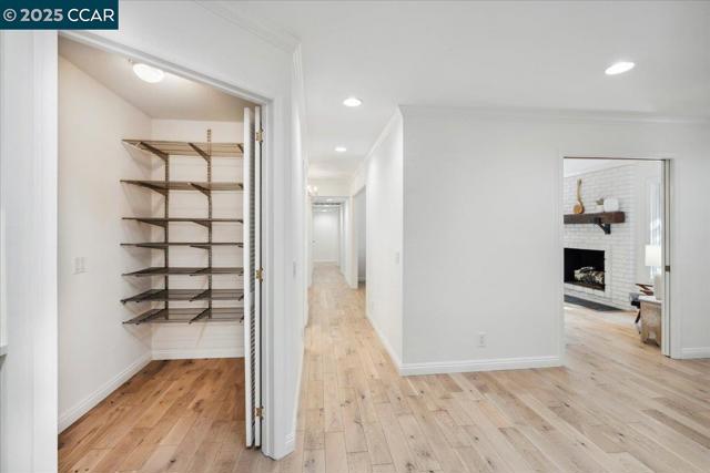 42 Freitas Dr, Moraga CA: https://media.crmls.org/mediaz/dace4736-8343-45db-8322-e8c48cefa406.jpg