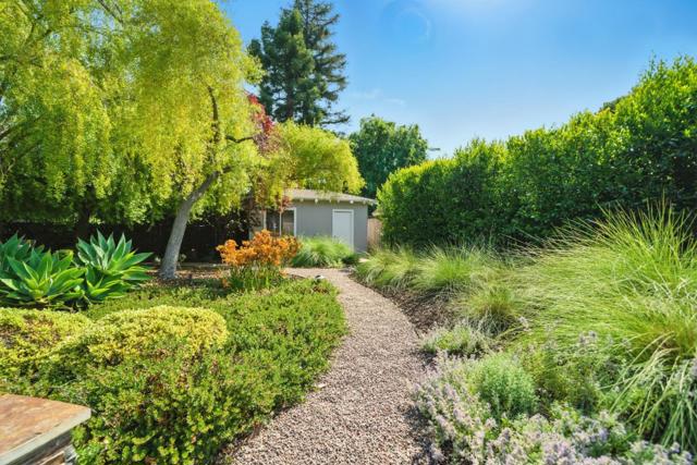 263 W Oakwood Boulevard, Redwood City CA: https://media.crmls.org/mediaz/dacfcb80-b942-4994-861b-11338857647c.jpg