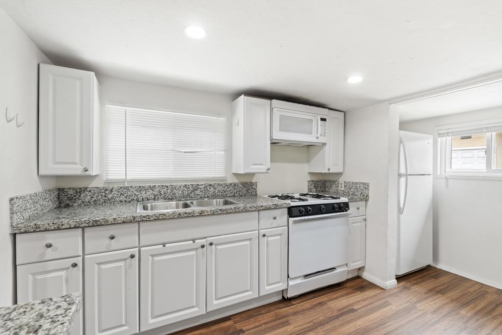 815 Pismo Court - photo 12