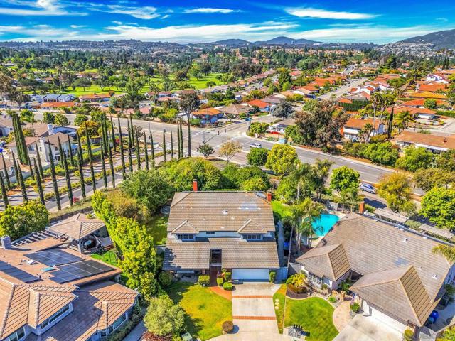 12417 Shropshire Lane, San Diego CA: https://media.crmls.org/mediaz/dad0743a-e9ea-41c5-81c6-bca42ee7cea5.jpg
