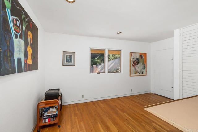 Detail Gallery Image 28 of 60 For 1859 Zapo St, Del Mar,  CA 92014 - 5 Beds | 4/1 Baths