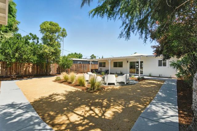 1016 Patricia Avenue, San Mateo CA: https://media.crmls.org/mediaz/dad0bd71-598f-4031-b735-a9d42824f0cb.jpg