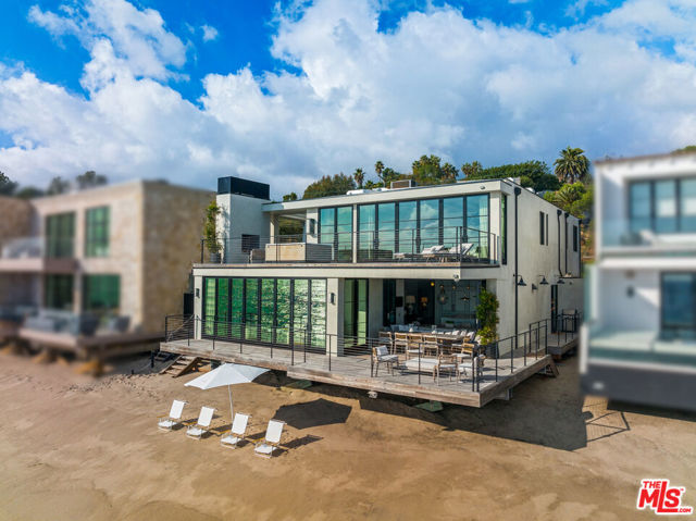 27218 Pacific Coast Highway, Malibu CA: https://media.crmls.org/mediaz/dad0beef-8694-4f38-952c-3b28e97c53d5.jpg
