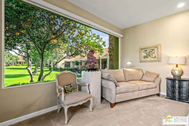 138 Desert West, Rancho Mirage CA: https://media.crmls.org/mediaz/dad18b5f-ab57-4ac4-bc05-68c6bc12404a.jpg
