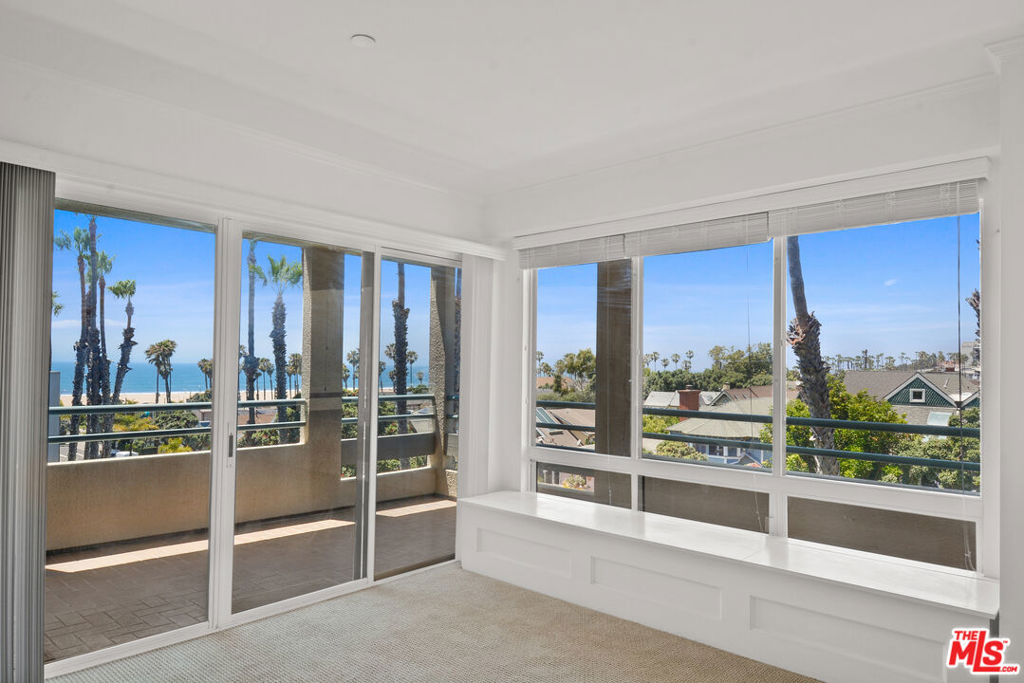 122 Ocean Park Boulevard #511