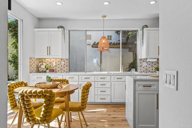 Detail Gallery Image 2 of 55 For 7161 Tanager Drive, Carlsbad,  CA 92011 - 3 Beds | 2/1 Baths