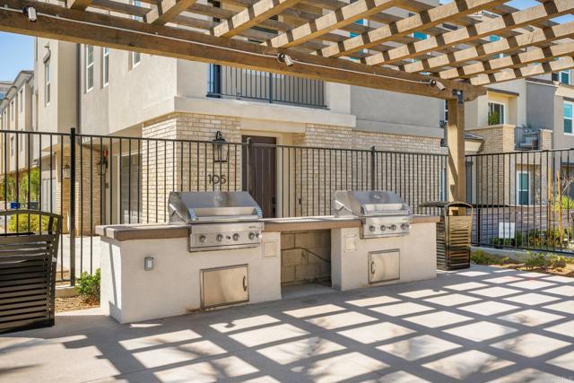 Detail Gallery Image 25 of 35 For 1229 Sunrise #104,  San Marcos,  CA 92078 - 2 Beds | 2/1 Baths