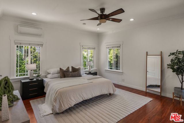 251 S Ardmore Avenue, Los Angeles CA: https://media.crmls.org/mediaz/dad3147c-c706-4c66-b6e0-cf548fc3f9a6.jpg