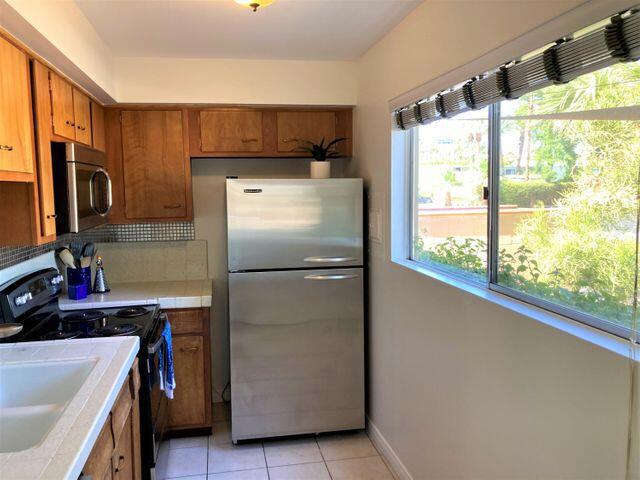 Image 40 of 49 For 225 Cahuilla Road