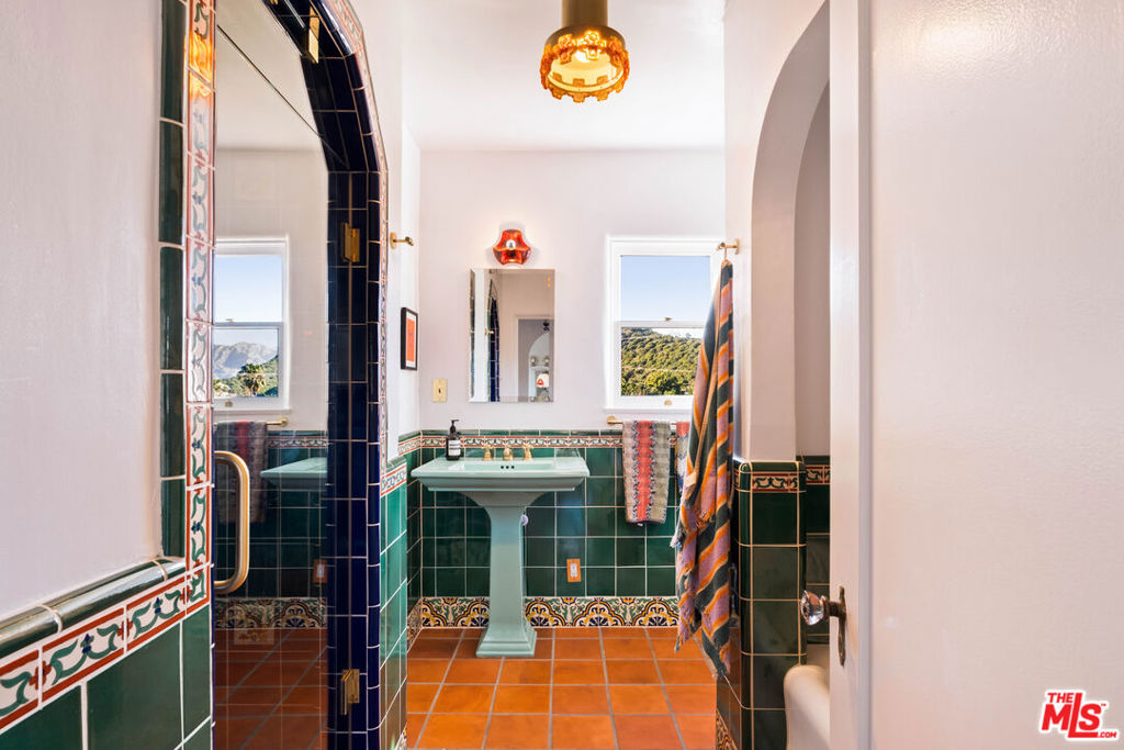 MLS #26856033 image #35