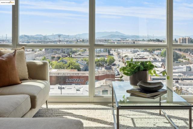 222 Broadway, Oakland CA: https://media.crmls.org/mediaz/dad48db2-4170-4341-8d0b-4121932359d0.jpg