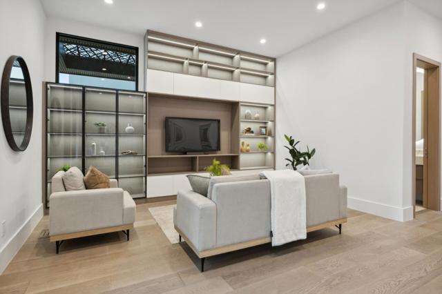 399 Camino Al Lago, Menlo Park CA: https://media.crmls.org/mediaz/dad4f22d-49fe-4f18-ac13-561fdd63729e.jpg