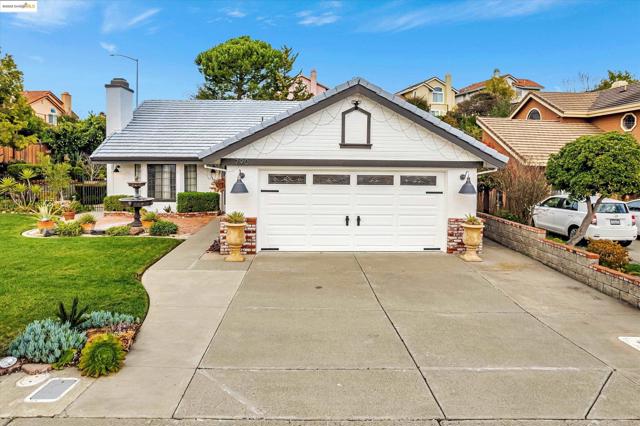 790 Britannia Dr., Vallejo CA: https://media.crmls.org/mediaz/dad4f863-e6ae-403b-a2ca-5bba8500ce06.jpg