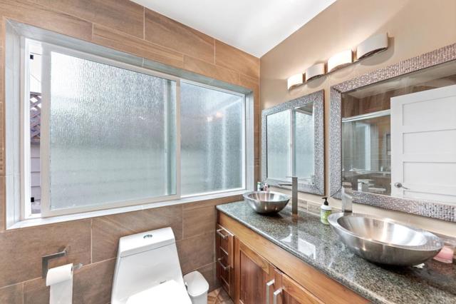 440442 29th Street, San Francisco CA: https://media.crmls.org/mediaz/dad956c7-087e-4699-8fb0-c5129b651ab4.jpg