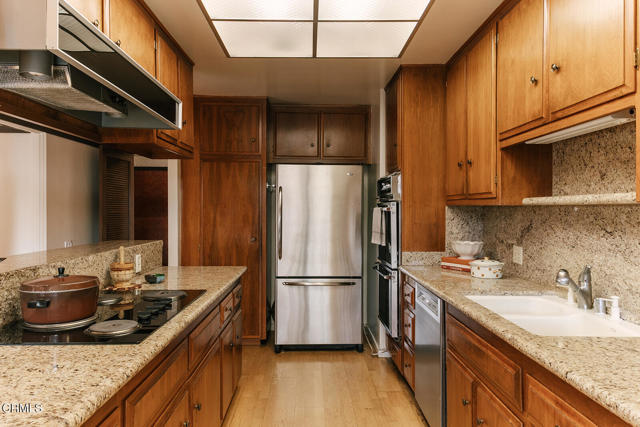 Detail Gallery Image 33 of 74 For 5703 Catherwood Dr, La Canada Flintridge,  CA 91011 - 3 Beds | 2/1 Baths