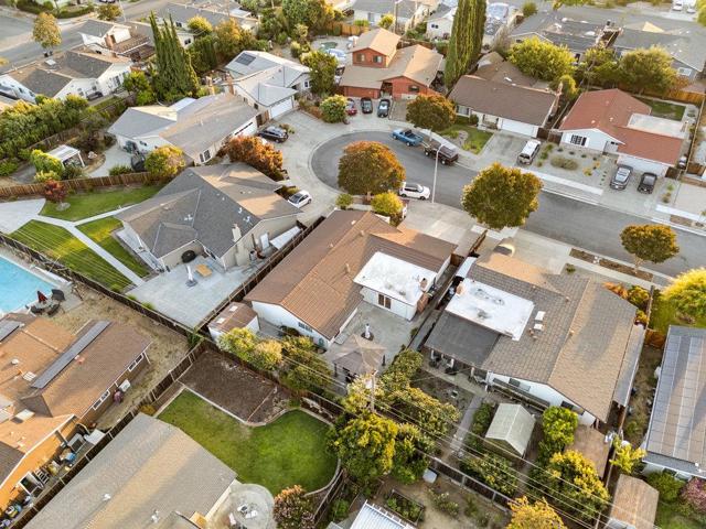 788 Mayten Tree Court, Sunnyvale CA: https://media.crmls.org/mediaz/dadb3249-2529-492d-a186-8931f5d2a43a.jpg