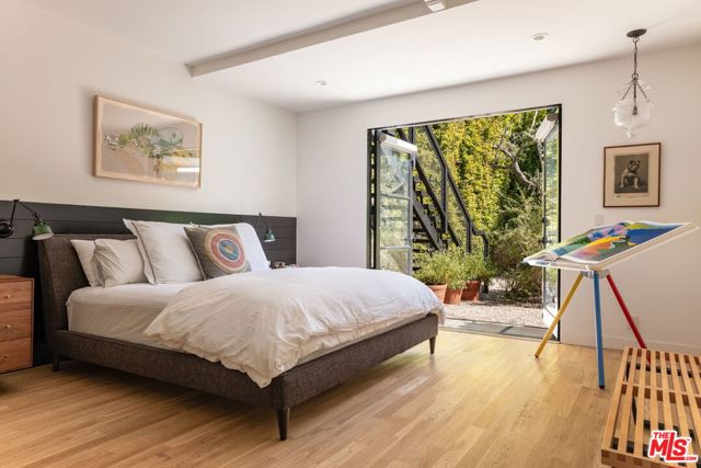 8917 Dorrington Avenue, West Hollywood CA: https://media.crmls.org/mediaz/dadc6049-ee48-4285-ab3c-35fcfc2bea3c.jpg