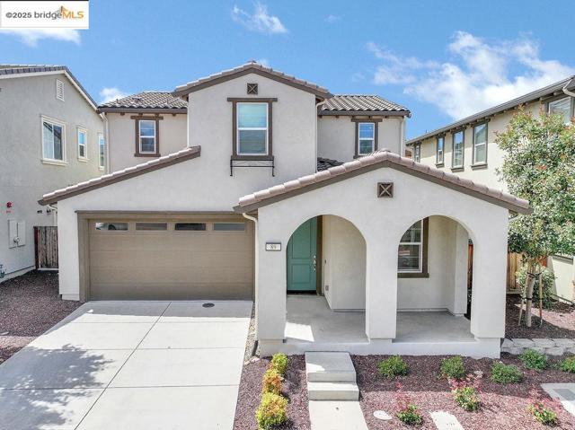 89 Baird Cir, Brentwood CA: https://media.crmls.org/mediaz/dadcbc0d-c66e-481d-84f5-3a2f09766c49.jpg