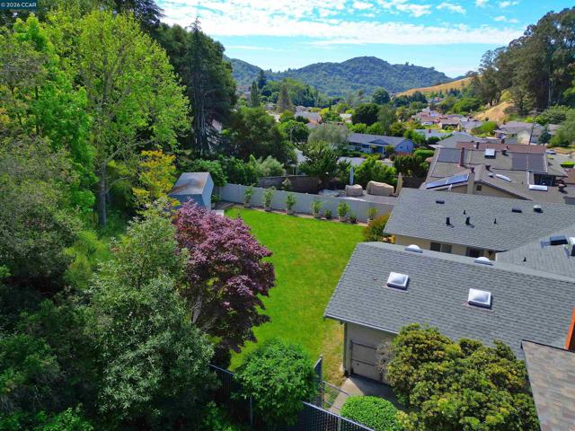 Image 21 of 60 For 2810 Wright Ave