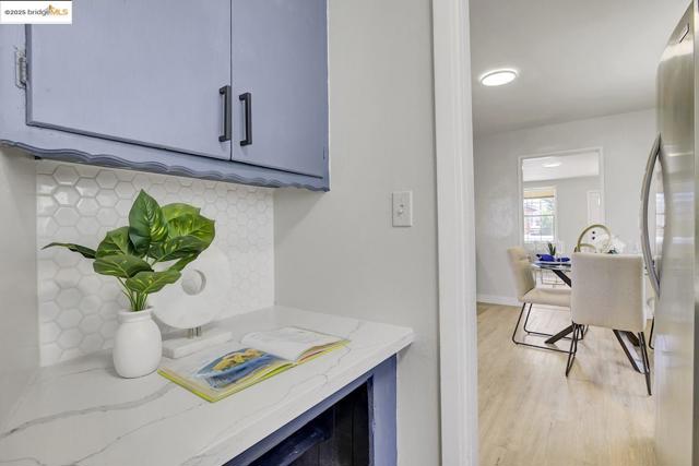 319 S 37Th St, Richmond CA: https://media.crmls.org/mediaz/daddf063-7118-423c-aa91-e7775cadc258.jpg