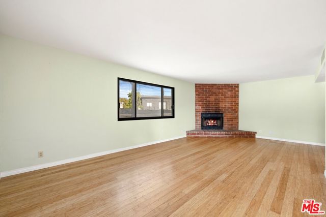 2412 Ocean Avenue, 2 photo 4