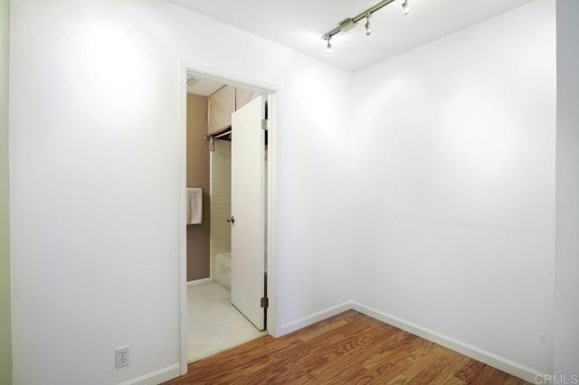 4065 Caminito Davila, San Diego CA: https://media.crmls.org/mediaz/dae1cd3a-ecc2-4ceb-8475-4e346f086a01.jpg