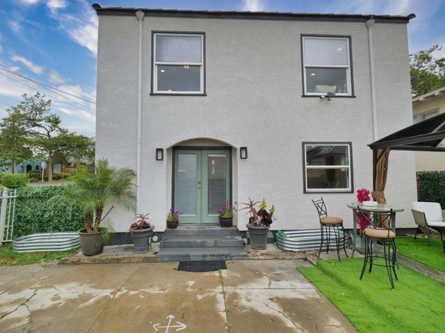 3000 56th Avenue, Oakland CA: https://media.crmls.org/mediaz/dae26a39-e382-47a5-be03-6c6c75219f70.jpg
