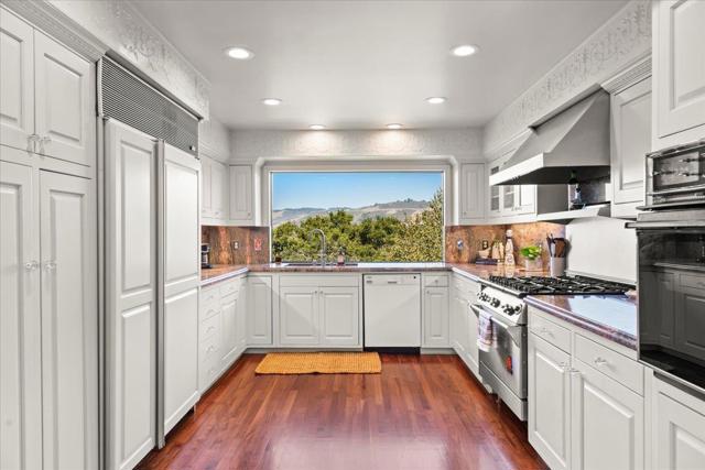 Image 19 of 67 For 3510 Viola Drive