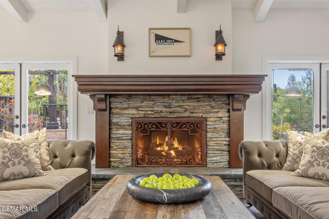 6972 Grasswood Avenue, Malibu CA: https://media.crmls.org/mediaz/dae4941b-6236-44ed-becb-76922a76a161.jpg