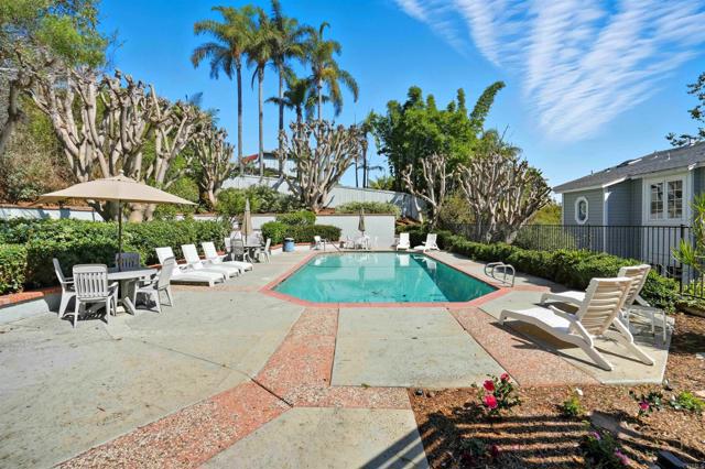 Detail Gallery Image 23 of 27 For 2168 S Coast Highway, Oceanside,  CA 92054 - 2 Beds | 2 Baths