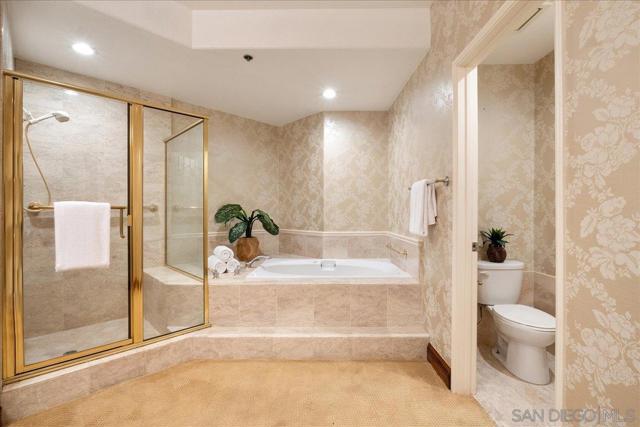 2888 Torrey Pines Rd, La Jolla CA: https://media.crmls.org/mediaz/dae53a6c-06e1-4f25-afb0-729bea9788a5.jpg